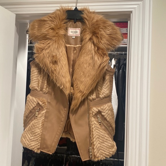 Vest - Picture 1 of 3